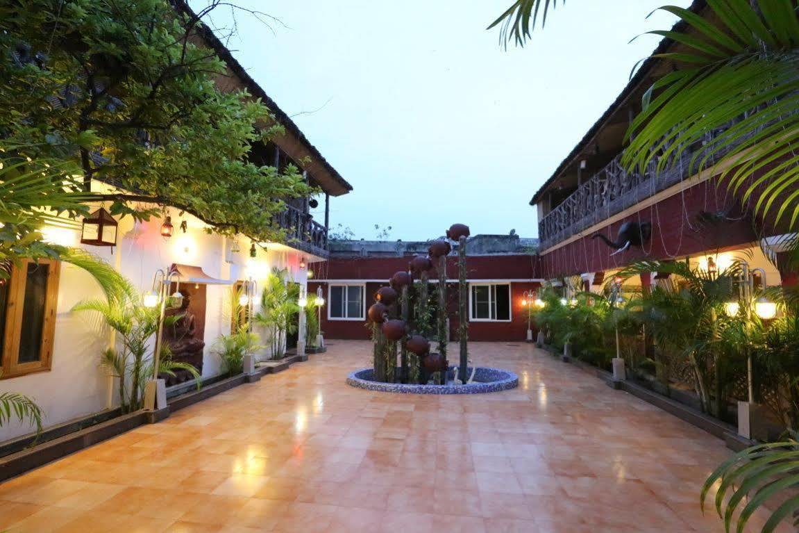 Heritage Hotel Λάκναου Εξωτερικό φωτογραφία